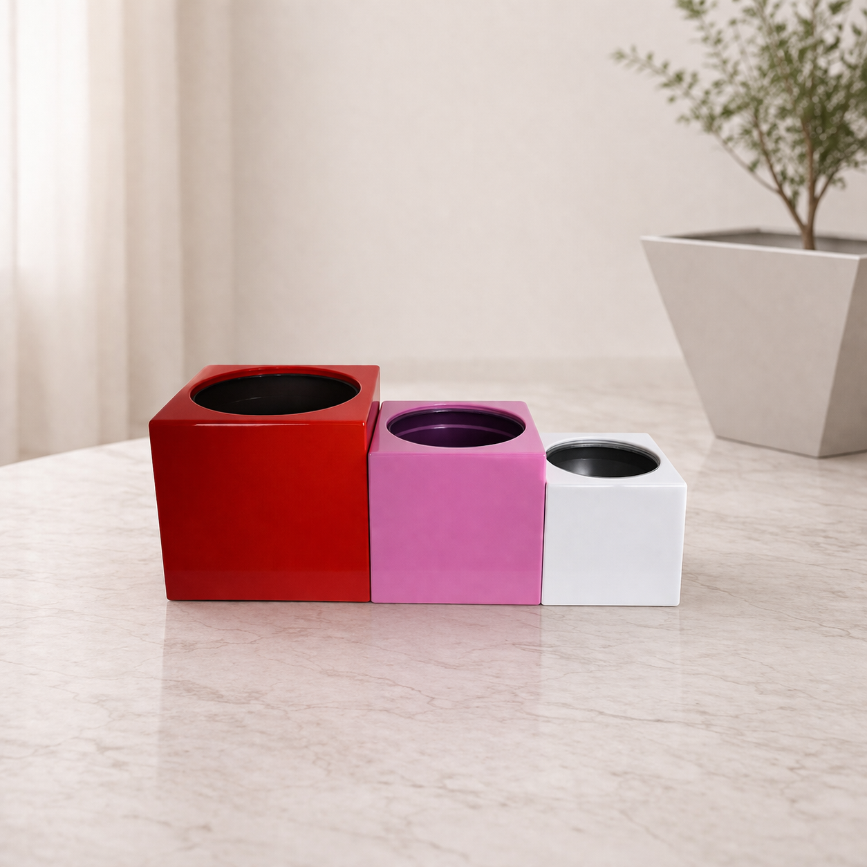 Büyük Boy Fiber Saksı – Modern Dekoratif Saksı