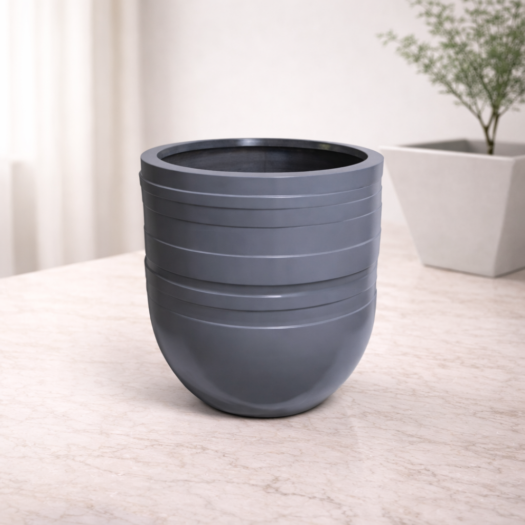 Modern Yuvarlak Fiber Saksı – Çizgili Dekoratif Saksı